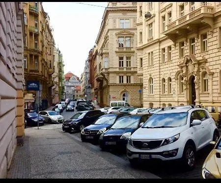 Dobrolubova Brand Kwatera prywatna Praga